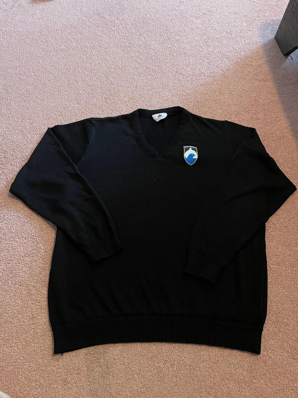 Southridge Private School Black V-Neck School Sweater Large